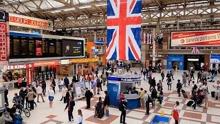 A Walk Through The London Victoria Station London England [upl. by Acilef806]